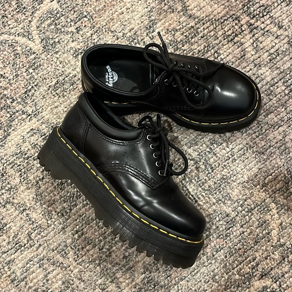 Dr. Martens 8053 Quad